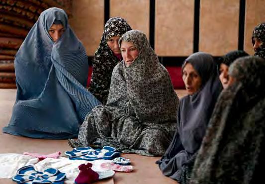 32/ Country Update / / The World Bank Group in Afghanistan /33 AFGHANISTAN RECONSTRUCTION TRUST FUND The Afghanistan Reconstruction Trust Fund (ARTF) was established in 2002 to provide a coordinated