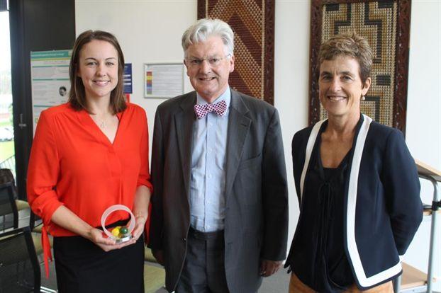 3.1 Dr Eleri Clissold with Associate Minister of Health Peter Dunne and i3 Director Dr Penny Andrew. Five Waitemata DHB staff were selected for this year s Rotary Youth Leadership Awards programme.
