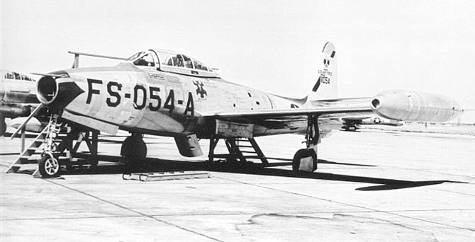 The wing activates The Air Force established the wing on 27 October 1950 and activated it on 1 November at Turner AFB, Georgia. The wing moved to Bergstrom AFB, Texas, in December 1950.