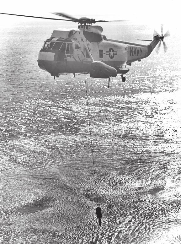 Sikorsky Archives News April 2018 4 First Sea King deliveries began to squadron HS-1 in June 1961. The January 1963 Sikorsky News reported on Seventh Fleet operations: U.S. Pacific Fleet Navy men are definitely excited about the new HSS-2 (SH-3A) helicopter.