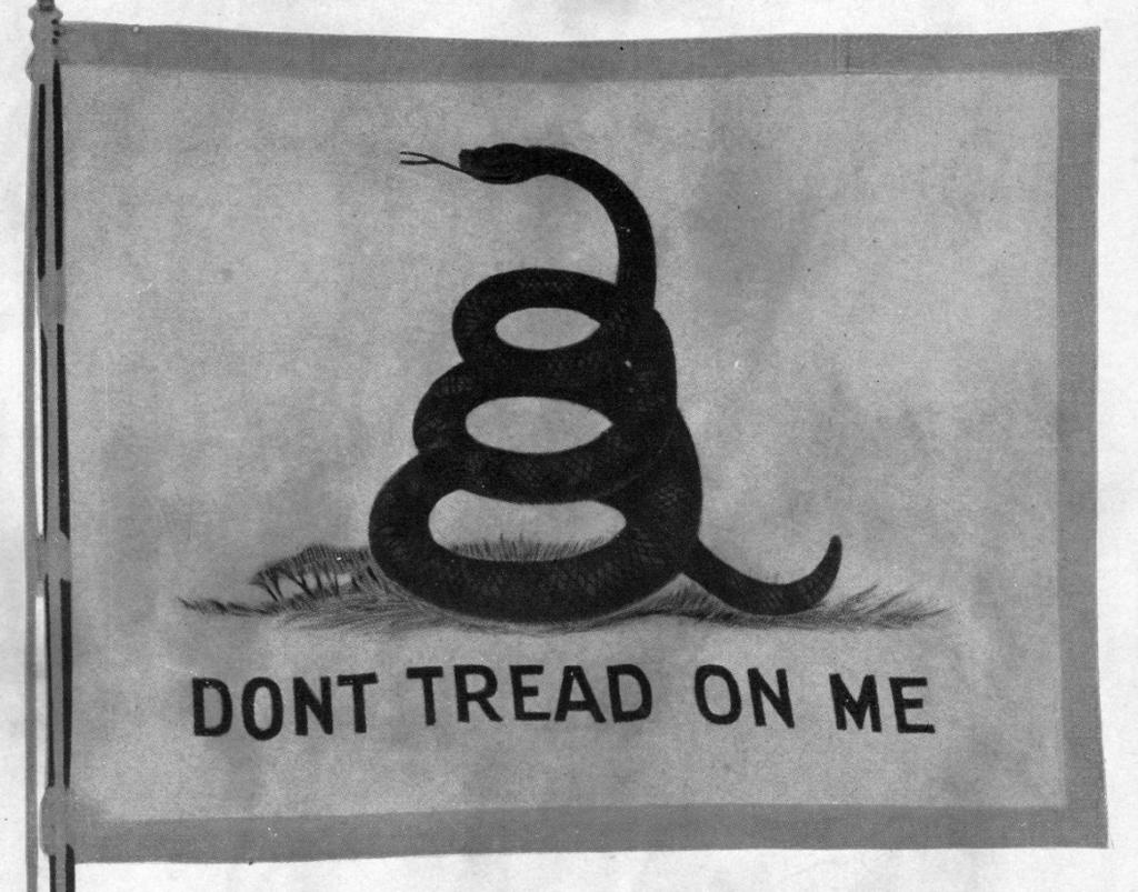 1774/1775 December 3, 1775: Don t Tread On Me flag, designed by Christopher Gadsden of the
