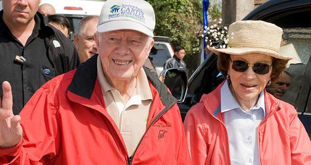 Former US President Jimmy Carter visited the HFH Vietnam build site in Hai Duong as part of the 2009 Jimmy & Rosalynn Carter Work Project (JRCWP).