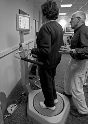 "normals" their age Enables precise determination of where patient has balance issues Provides printed documentation of areas where rehab therapists should focus Data from evaluation with the Biodex
