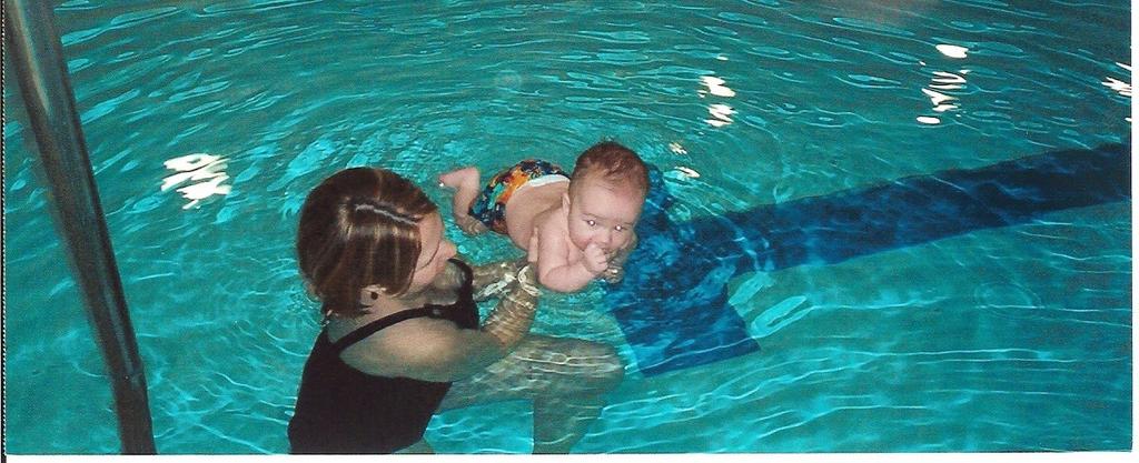 7 SWIM LESSONS (AGES 1-5 YEARS) Turtles (Recommended ages 1 to 3 years) This class teaches kicking, pulling and submersion.