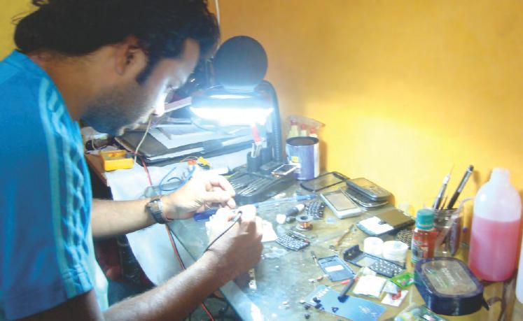 Franklin Fernandes Mobile Repairs : Franklin Fernandes : Trachi Bhat, Siolim, Bardez - Goa. : frank_frns@hotmail.