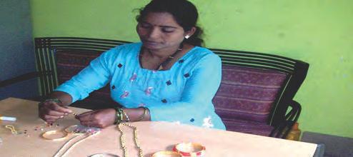 artificial jewelry Anisha Naik : Anisha Uttam Naik : Bamangal Xeldem Quepem Goa : N.A Mob No.