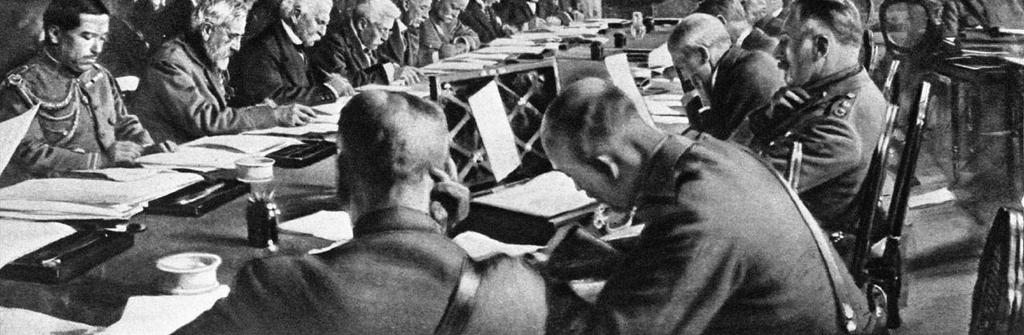 Treaty of Versailles World War I officially ended with the Paris Peace Conference in January, 1919. The treaty of Versailles was then completed for signatures on June 28, 1919.