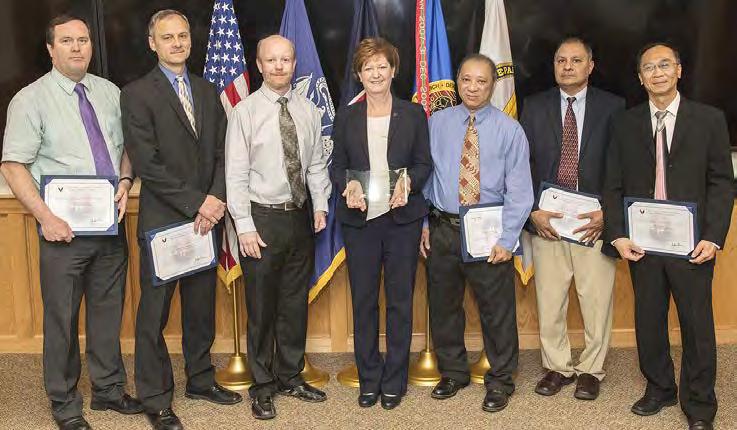 , community May 11, 2018 Picatinny employees receive awards for innovation BY ED LOPEZ Picatinny Arsenal Public Affairs A senior Army leader presented awards to Picatinny Arsenal employees on May 5