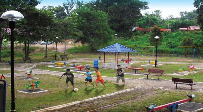 Upgrade community hall in Paloh Hinai, Pekan IMPACT: Provide comfort to visitors when engaging in recreational facilities with their families Ensure the