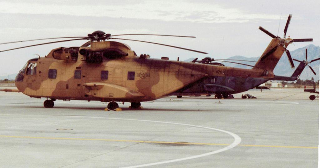 In November 1965, the 38th ARS received two HH-3Es with 1,500 shp T58-GE-5 engines, 1,000 lb of guns and armor, self-sealing internal fuel tanks, and sponson drop tanks.