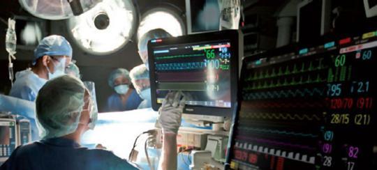 Philips Healthcare: Patient Care & Monitoring Solutions See it all The IntelliVue MX800 features an integrated PC for one intuitive view with clear patient status and relevant clinical information at