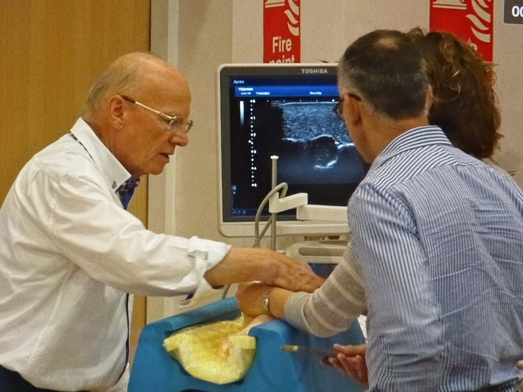 23rd INFANT HIP ULTRASOUND COURSE (GRAF COURSE) UPDATE COURSE This Update Course, previously run in Dorchester as the 'West Dorset Hip Update Course', was led by Professor Reinhard Graf, Professor of