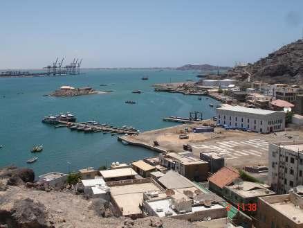 Aden District 50 Ton Crane الرصيف