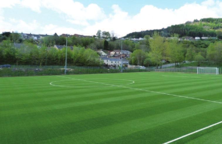 Case Study 1 Caerphilly Old-style sand-filled carpets were recently replaced by new 3G facilities in Pontllanfraith and Newbridge in south Wales as part of a project led by Caerphilly Council.
