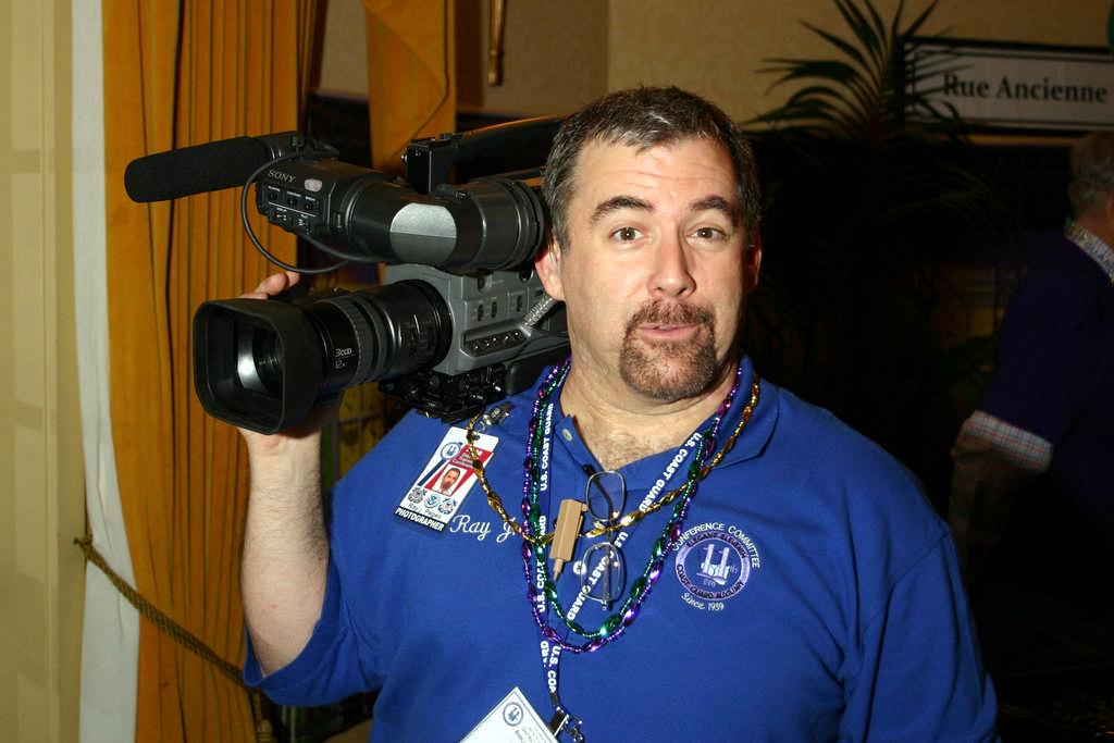 MEET RAY PAGES OUR DISTRICT PHOTOGRAPHER HE S THE MEMBER WHO TAKES ALL OF THOSE WONDERFUL PICTURES Commodore s Bulletin and Director s Newsletter Gerri Flynn, DSO-PB gerriflynn@aol.