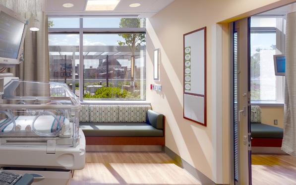 Project architects wanted to ensure that the NICU reflected both progressive healthcare design elements and special considerations for patient privacy throughout the facility.