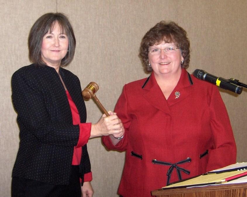 passes the gavel to newly elected President,