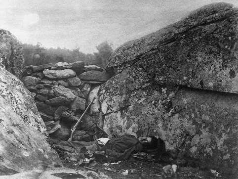 GETTYSBURG Union forces- 82,289 Casualties: 23,049 Confederate forces- 75,000