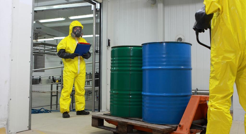 Radiation Safety Safely Working with Radioactive Materials WHY CHOOSE THIS TRAINING COURSE?