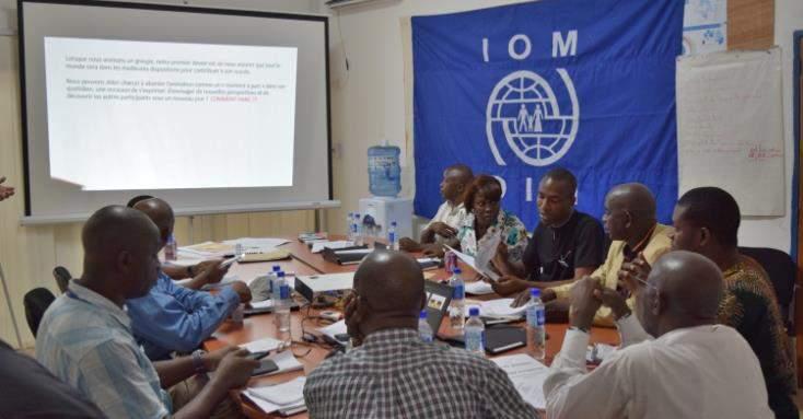 GUINEA EBOLA RESPONSE INTERNATIONAL ORGANIZATION FOR MIGRATION SITUATION REPORT From 21 January to 4 February, 2016 News Training of 11 trainer-workers in Health Emergency Management at IOM s office