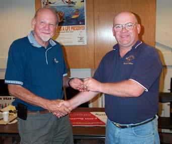 Unit Updates Unit 103 (Vancouver) member Ron Curties recently received his CCGA 15-year pin. The pin was awarded to him by Unit Leader Ron Snelgrove.