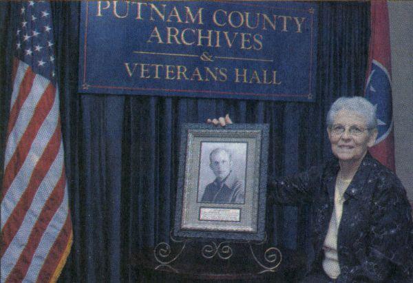 His duty station is in Fort Polk, LA. For more information about the Putnam County Veterans Hall, call 520 0042, or stop by the office at 900 S. Walnut Ave. Wednesday through Friday from 1 to 4 p.m. Herald Citizen, Cookeville, TN: Tuesday, 17 February 2009 Photo by Ty Kernea.