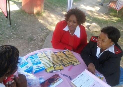 INTERNATIONAL NURSE S DAY: Providing Free Health Services to the Public Page 5 A view of the TB screening stall at the Freedom Square Park, Mbabane.