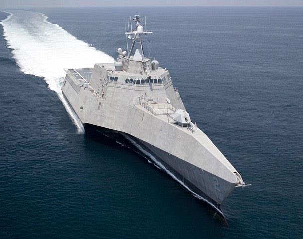 LCS Littoral Combat Ships Independence Class New concept: Size 5 (15 planned; 7 under construction) Trimaran hull configuration w/o bridge wings) Aluminum construction Built 2005 present General