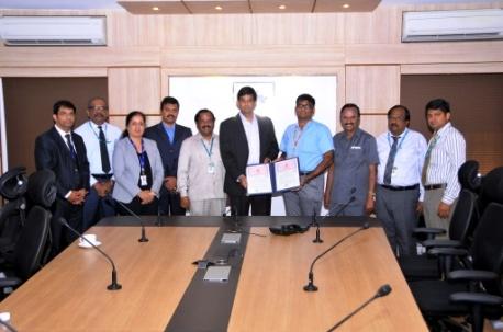RMK Group of Institutions Signing of MoU with Virtusa Polaris, held on 01042016 Signing of MoU with VirtusaPolaris held on 01042016 at RMK