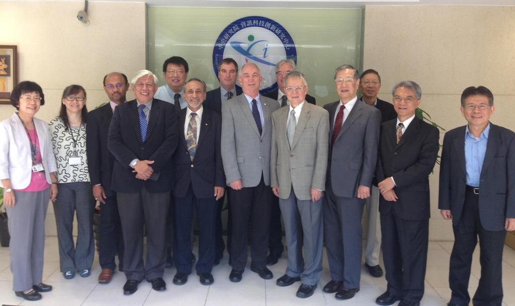 Scientific Advisory Board Meeting (1/2) The annual ICoE SAB meeting, chaired by Gordon McBean, was held on 20 Oct 2014 at Academia Sinica.
