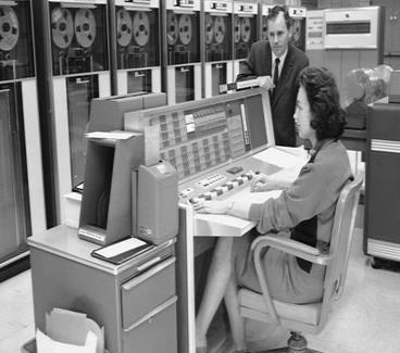 Hospital Information Systems 1960S HEALTHCARE DRIVERS IT DRIVERS RESULTING HIT Medicare/Medicaid Expensive mainframes
