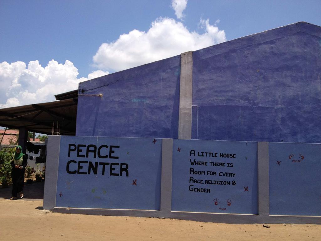 Terra21 Foundation Annual Report 2014 Peace Center operated by Service Civil International Sri Lanka (one of Terra21's partner organisations) in the former war-torn North-Eastern part of Sri Lanka.