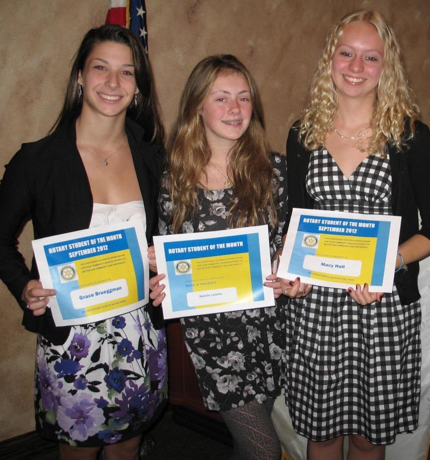 Three BPHS Sophomores Named Youth Volunteers of the Year Bethel Park High School sophomores Grace Brueggman, Macy Hall and Natalie Lalama were named the Bethel Park Youth Volunteers of the Year by IN