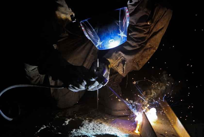 Marine uses welding skills to improve Helmand province Story and photo by Cpl.