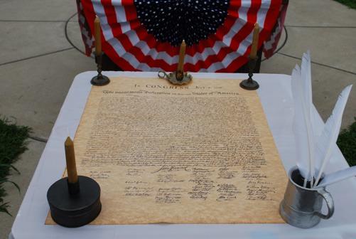 DECLARATION OF INDEPENDENCE READING JULY 4, 2015 Approximately 100 Trigg County citizens joined the compatriots of