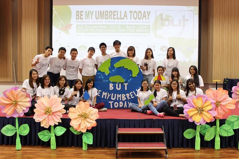 From: http://www.utar.edu.my/econtent_sub.jsp?fcatid=16&fcontentid= 77952 Promoting a greener lifestyle Group photo of team Armbrella The Be my Um