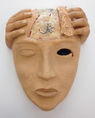 Quarterly Highlight Art Therapy and Brain Wellness When Words Aren t Enough By Jackie Biggs, Intrepid Spirit One, Fort Belvoir, VA My Hidden Secret mask, created by a Marine to visually express