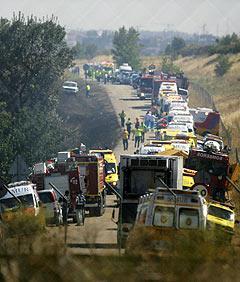 MCI Protocol was activated immediately after the confirmation of the accident Operational Resources : 180 Proffesionals, 364 Volunteers 67