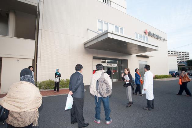 ) Rehabilitation & Recreation room Mechanical Lift Bath Musashino Red Cross Hospital (A disaster