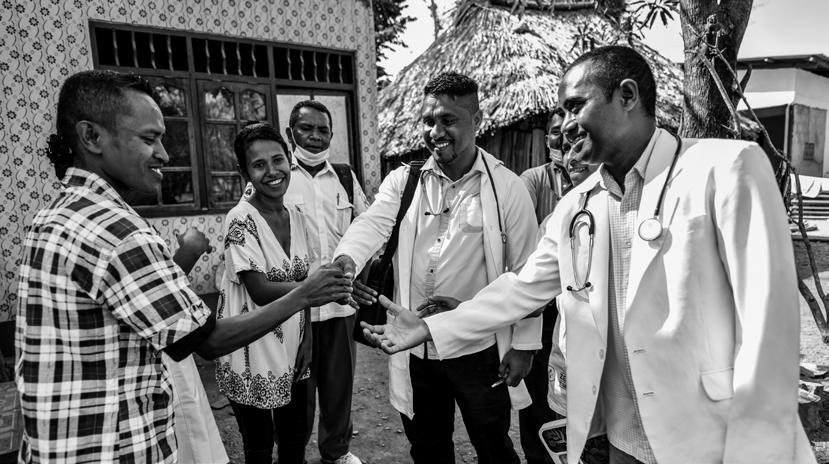 Image Credit: WHO Timor-Leste / Shobhan Singh Image Credit: GlaxoSmithKline / Marcus Perkins Frontline health care is the cornerstone for achieving UHC.