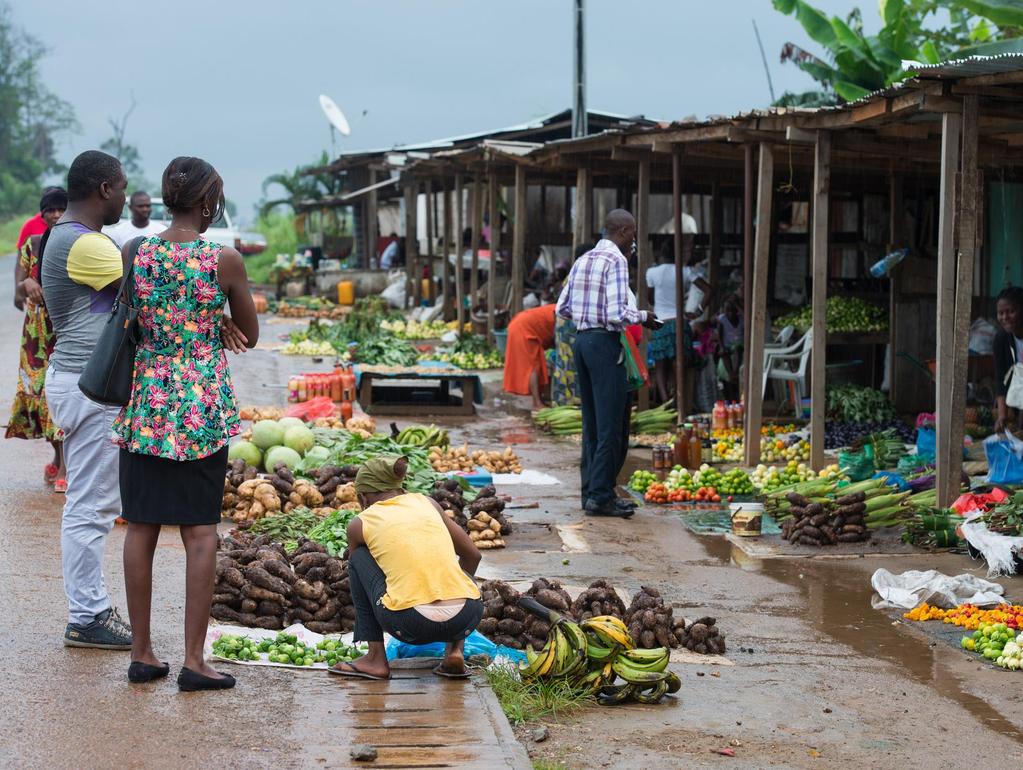 Informal Sector Challenges 70% of Africa s informal trade is retail. Vendors have access to minimal or no infrastructure and are often forced into trading to sustain a livelihood. 1.