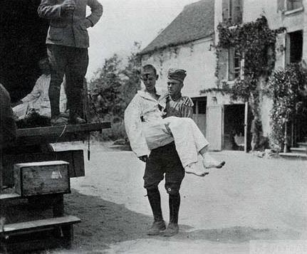 Evacuating wounded from Field Hospital