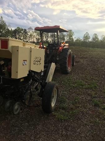 60 acres in the Stokes County VAD Program. No-Till Seed Drill During the 2017-18 fiscal year the Stokes SWCD no-till seed drill was used to reseed 99.