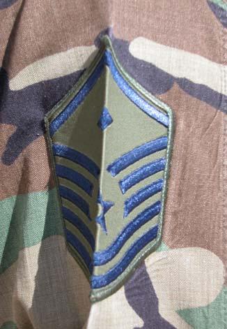SHIRT NEWS Visibile vs. Invisible Shirts are leaders, role models and mentors to our Airmen 24/7 By Master Sgt.
