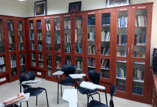 Library EDII has an excellent library for the benefit of budding entrepreneurs, students, faculty, researchers.