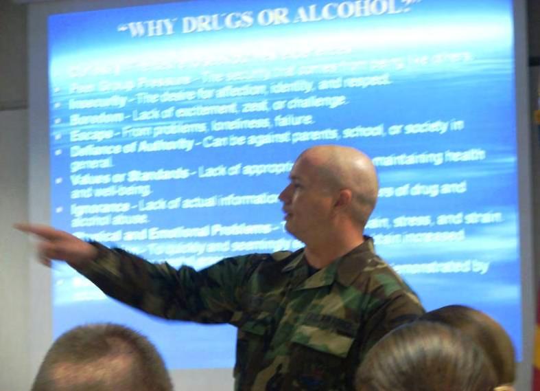 Jeffrey Burch, who presents to various groups as part of the Air National Guard of Arizona s DDR program, the overview examined the dangers of drug use, the warning signs of SSgt.