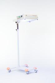 time and money while delivering an exceptional standard of care Photo-Therapy 4000 D-2389-2016 With its high reliability and low running costs, the