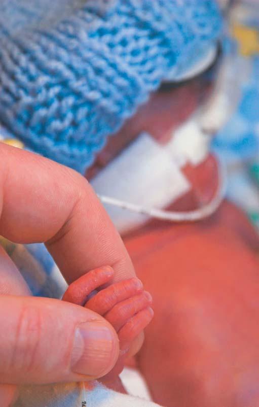 8 TOP-UP DEGREES AND CPD FOR THE MULTI-PROFESSIONAL WORKFORCE BSc (Hons) Neonatal Practice This part-time programme is designed to equip nurses and midwives working in a neonatal care area with the