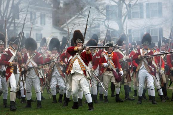 The War Comes to Boston During the first year of conflict, much of the fighting centered around Boston About 6,000