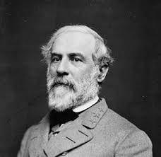 The Opposing Sides General Winfield Scott asked Robert E. Lee to command Union troops. Lee was one of the best senior officers in the United States Army.